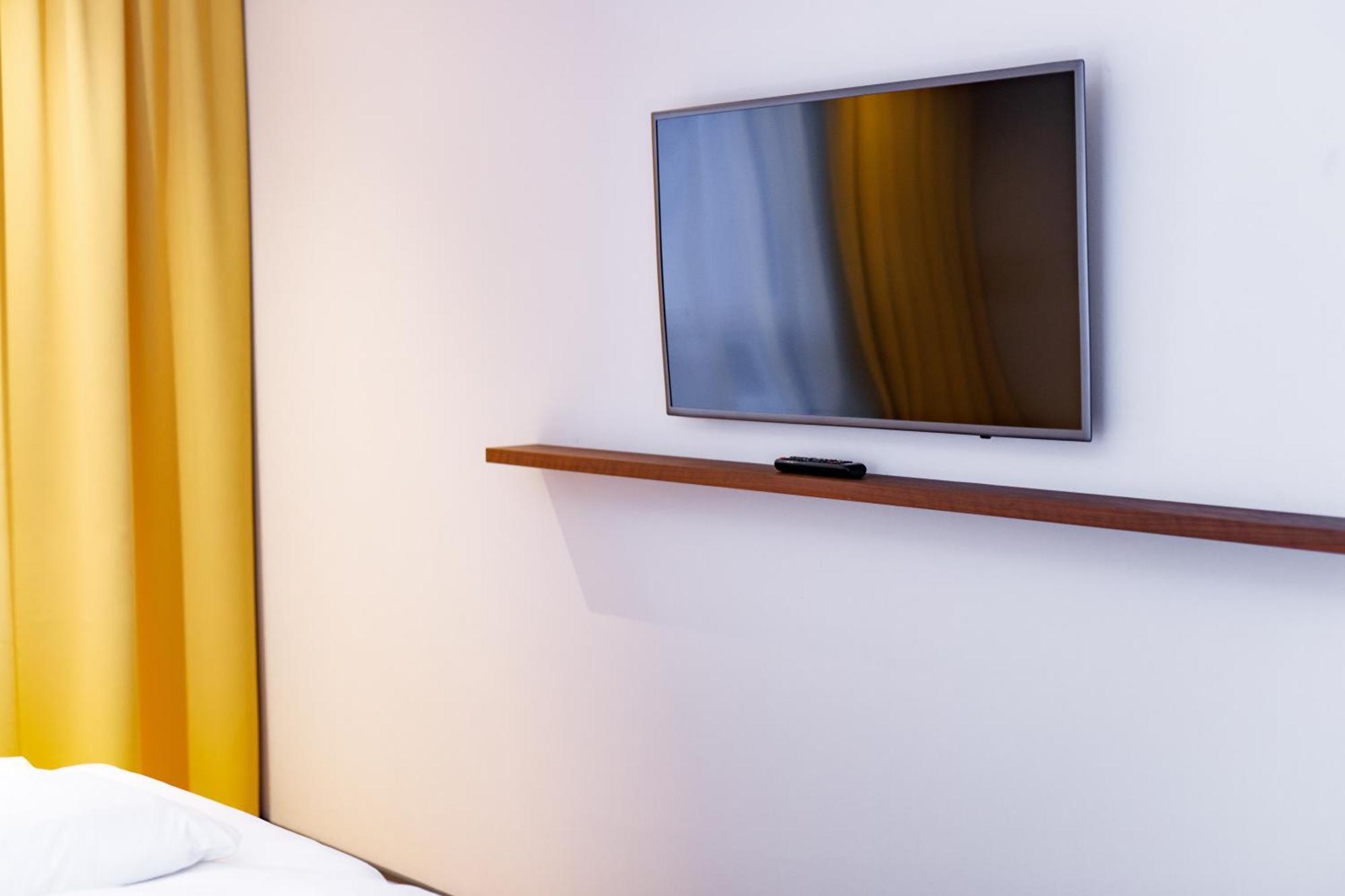 Elaya Hotel Göppingen Kamer foto